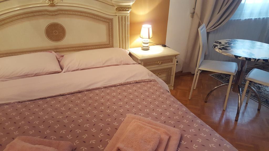 B&B In Arena L' Opera 베로나 외부 사진